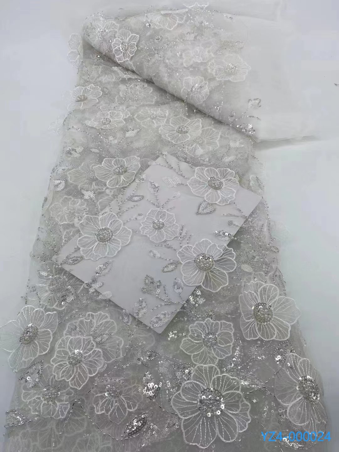Custom Wholesale Design Bridal Embroidery Tulle Wedding Dress Net Applique Mesh Floral 3D Flower Lace Fabric