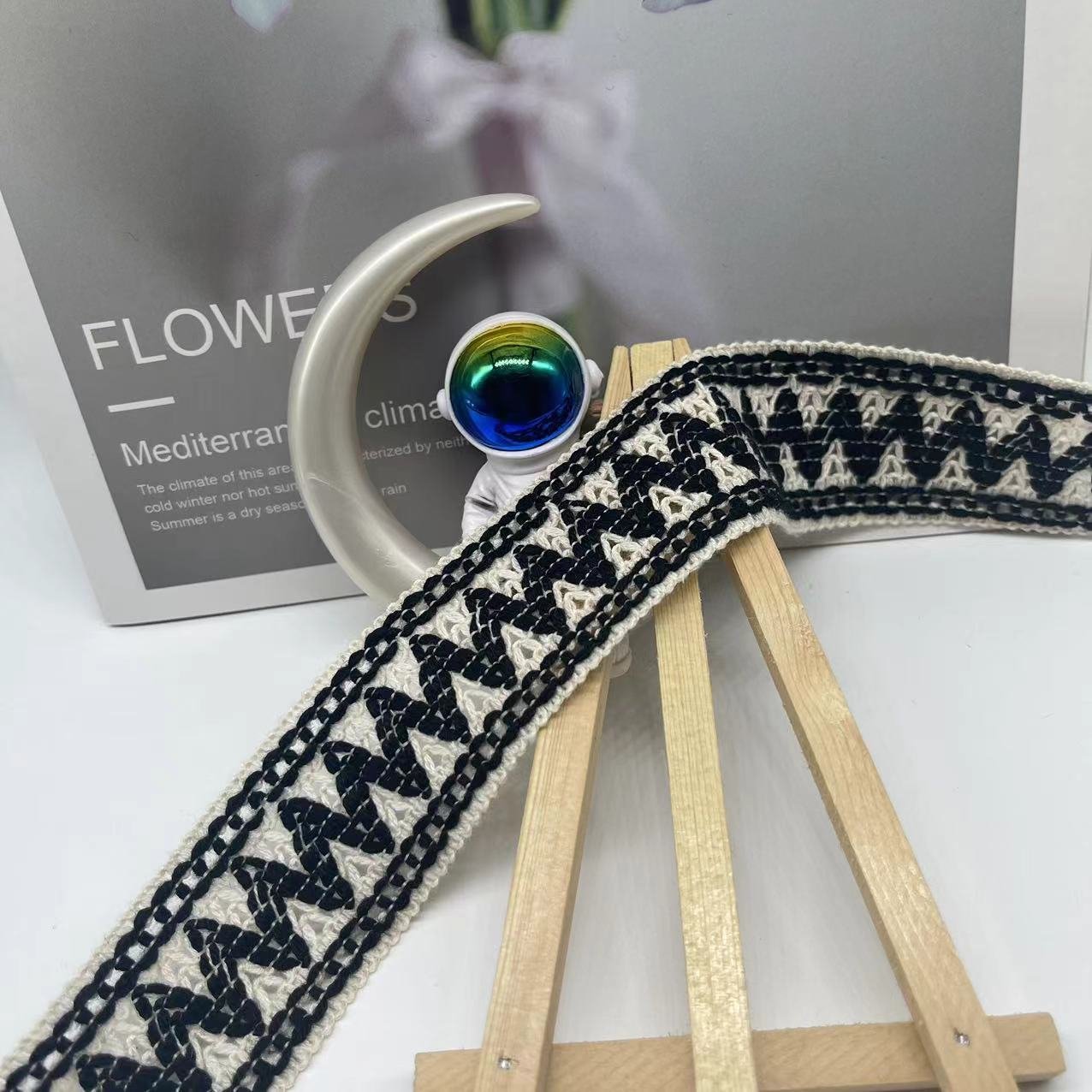 Width 4 cm polyester cotton black zigzag Embroidery trims ribbon lace For sofa shoes hats
