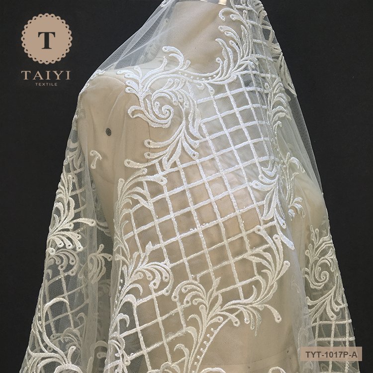 2018 Most Popular Flower Embroidery Lace Fabric Wholesale