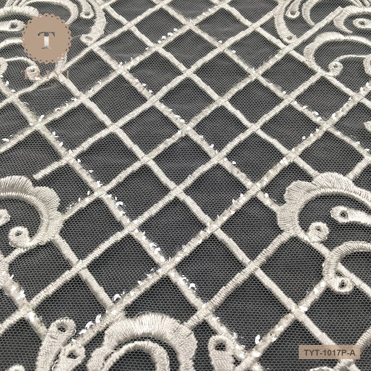 2018 Most Popular Flower Embroidery Lace Fabric Wholesale
