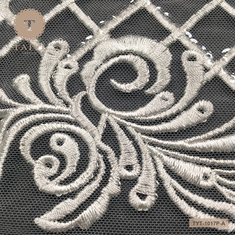 2018 Most Popular Flower Embroidery Lace Fabric Wholesale
