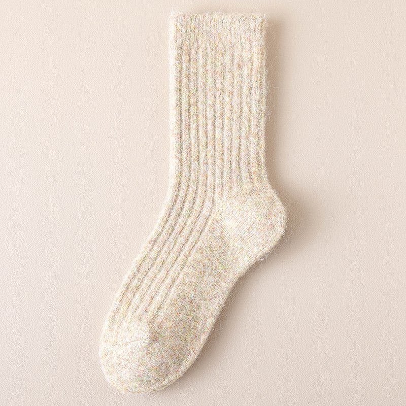 2025 Newest Winter Design Socks Foot Wear Chic Ribbed Knitting Sheep Wool Polyester Blended Knit Warm Fluffy Adult Women Socks