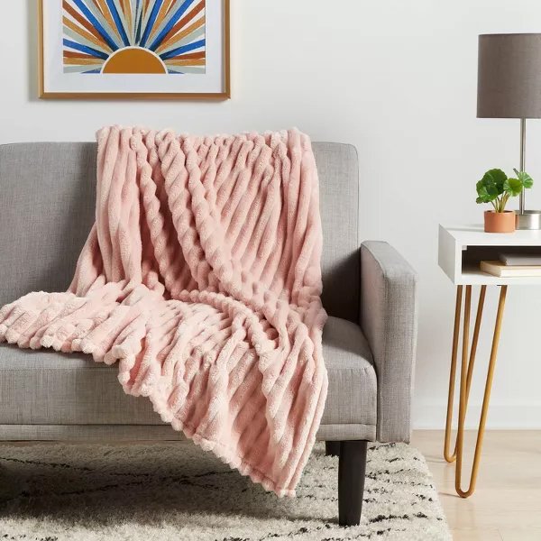 Wholesale High Quality Super Soft Home Textile Jacquard Stripe Faux Fur Ribbed Plush Fleece Throw Blanket for Winter