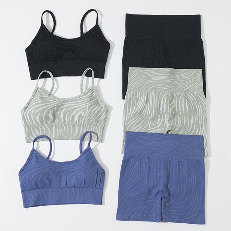 Custom Logo Soft Active Wear Yoga Set Sportswear four Pieces Combination Sexy Breathable Yoga Set