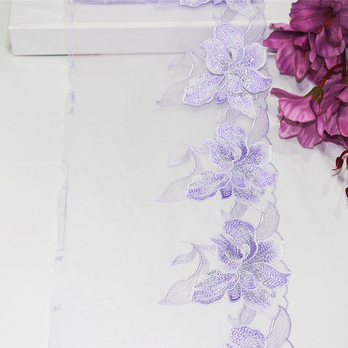 Violet Unilateral Embroidered Lace Mesh Lace Polyester Tulle Fabric for Skirt's Hemline