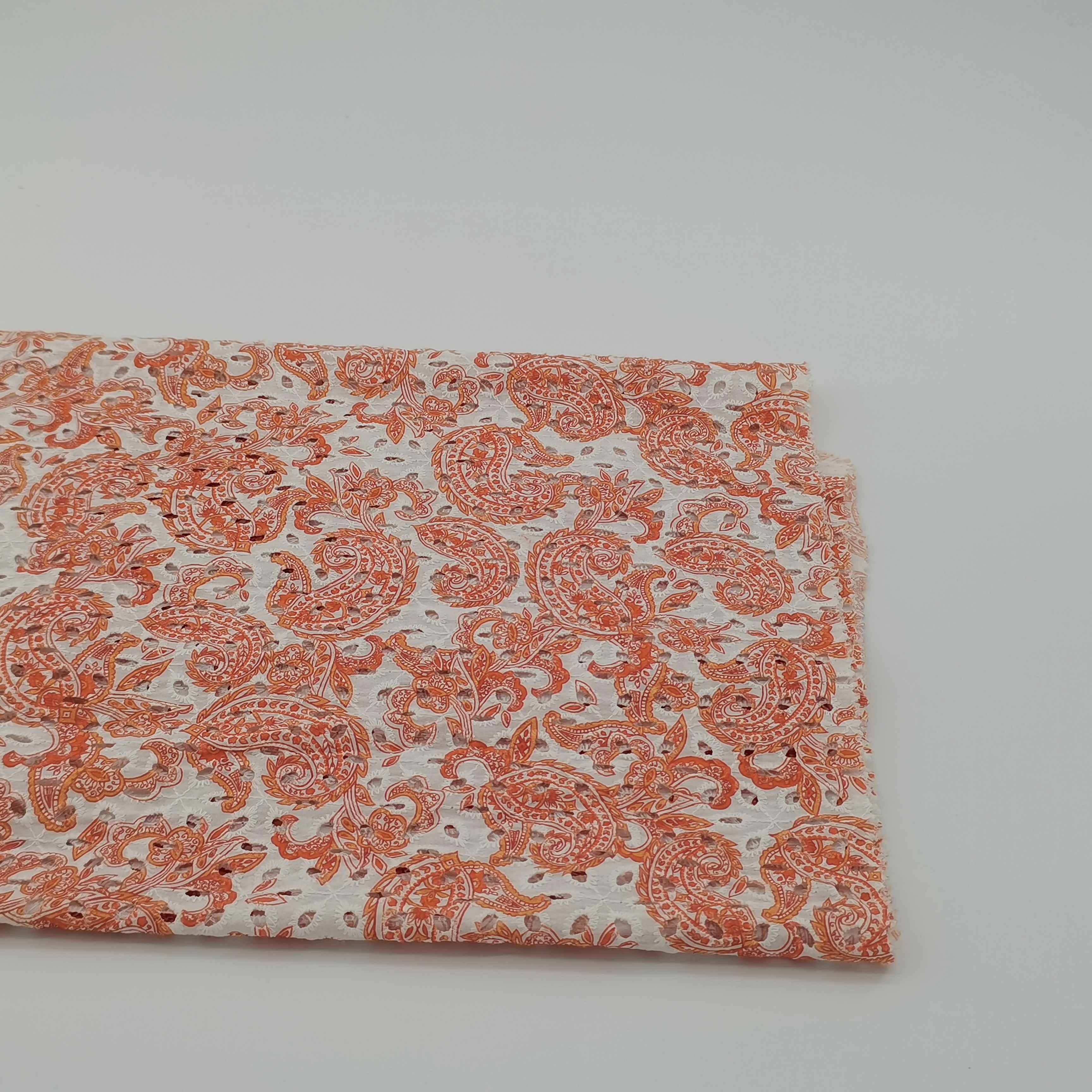 Moquan wholesale 100%cotton eyelet printing floral embroidery fabric for women dress