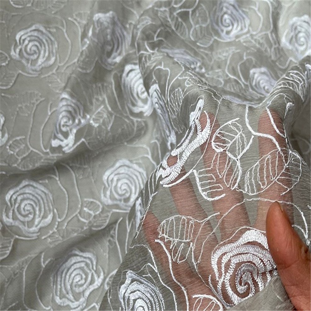 New Coming Silk Crinkle GGT Good Quality Silk Embroidery Fabric for Lady Wedding Dress