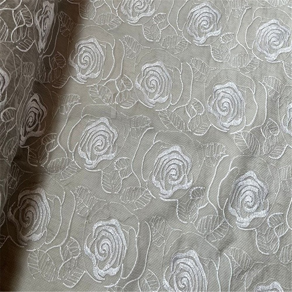 New Coming Silk Crinkle GGT Good Quality Silk Embroidery Fabric for Lady Wedding Dress