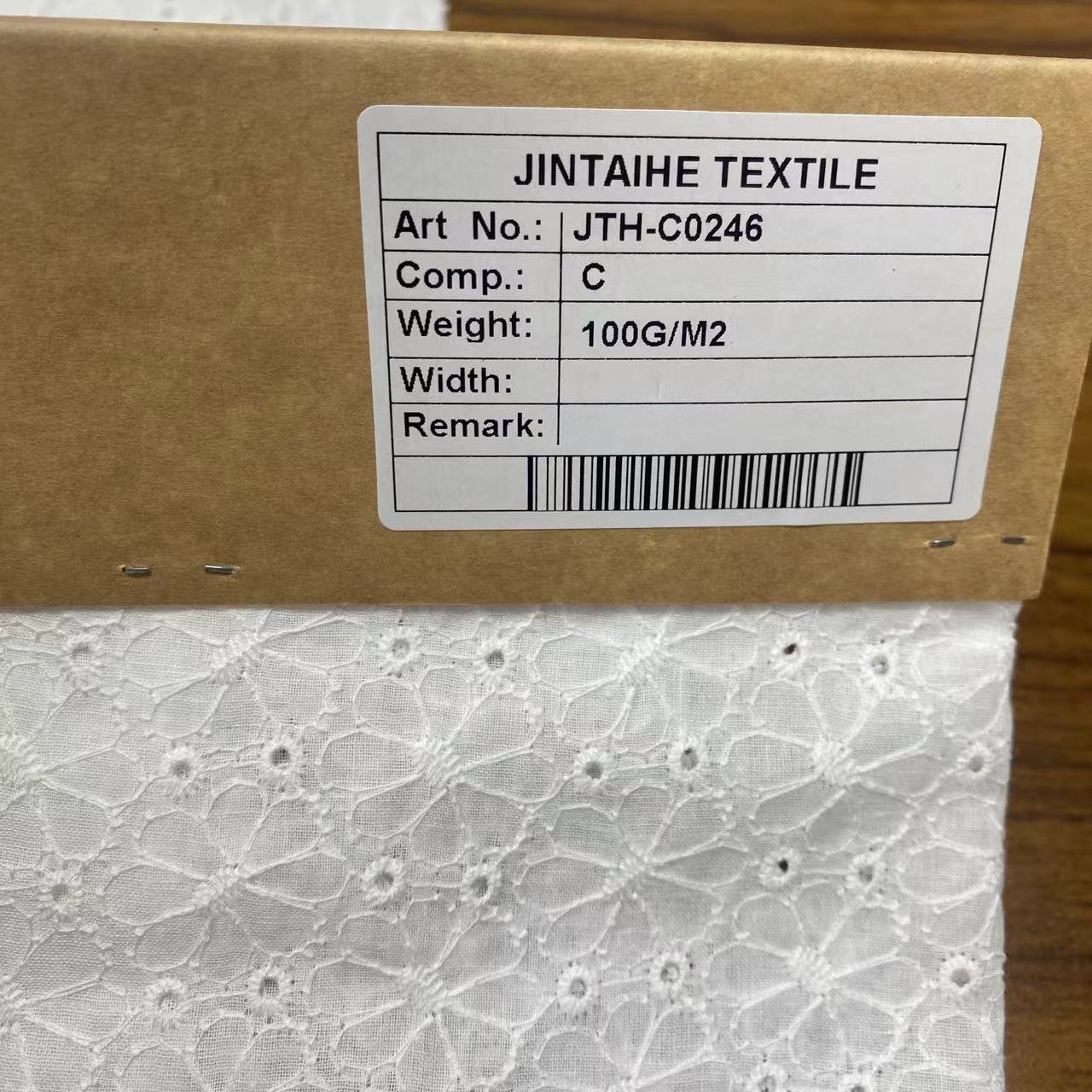 100%Cotton embroidery fabric,flower cotton embroidery fabric with holes,Can be made clothing fabric,multi-color custom,wholesale