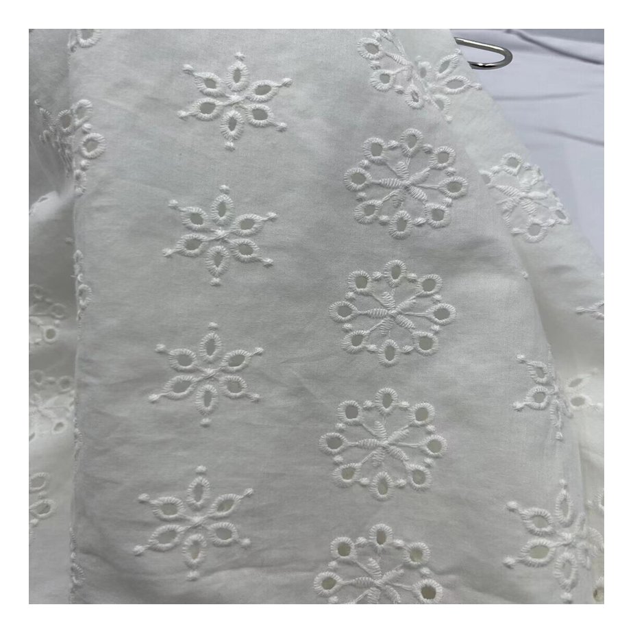 High Quality 60S*60S 90*88 Cotton Eyelet Embroidery Fabric Cotton Lace Fabric Swiss Voile For Dress