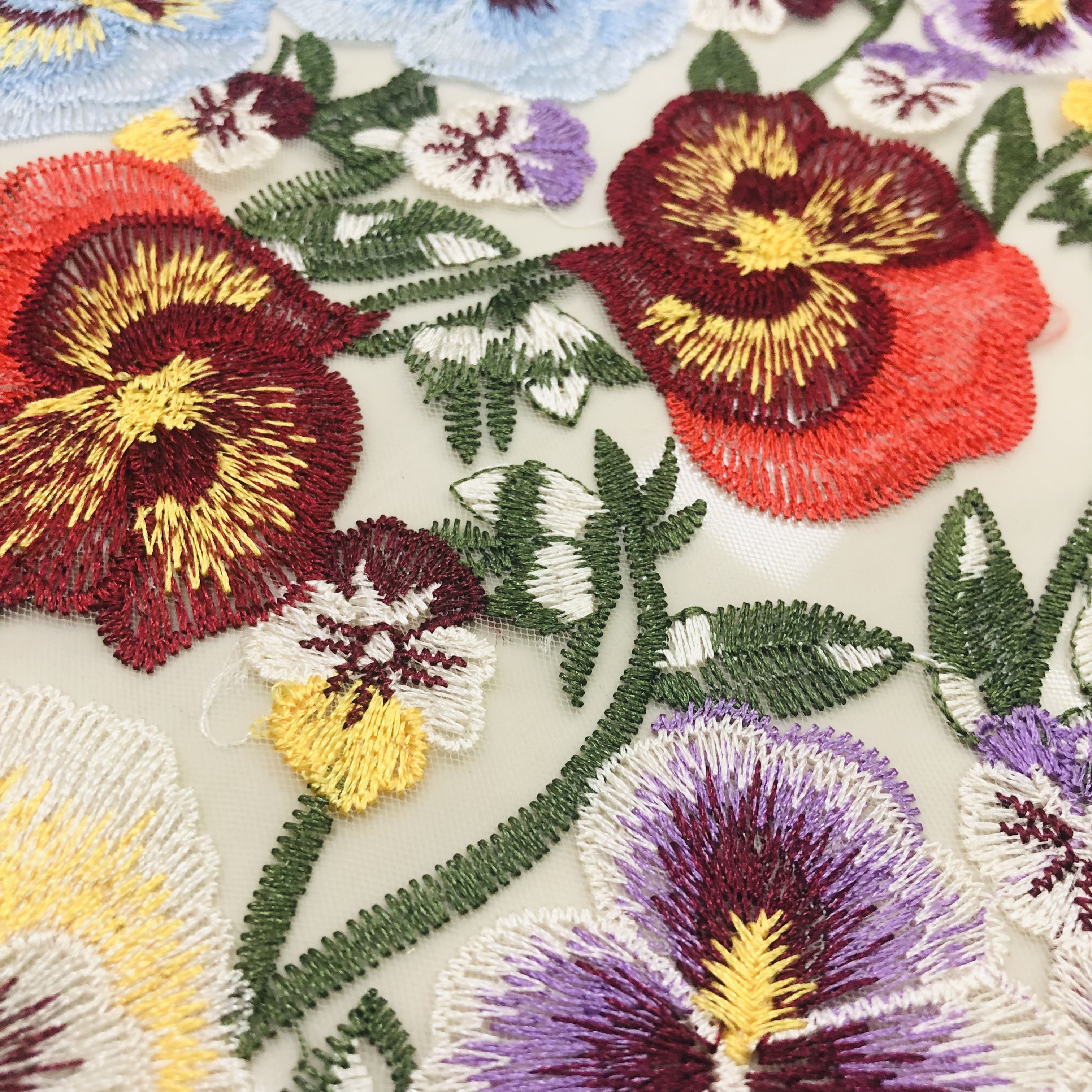 2024 hot sale nigerian 3d applique flower embroidery tulle french net embroidery mesh custom chemical lace fabric lace fabric
