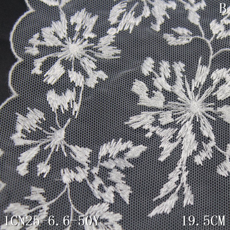 Fashion Design high quality Embroidery floral Lace Trim Wholesale Underwear Accessories White Lace Fabric For lingerie