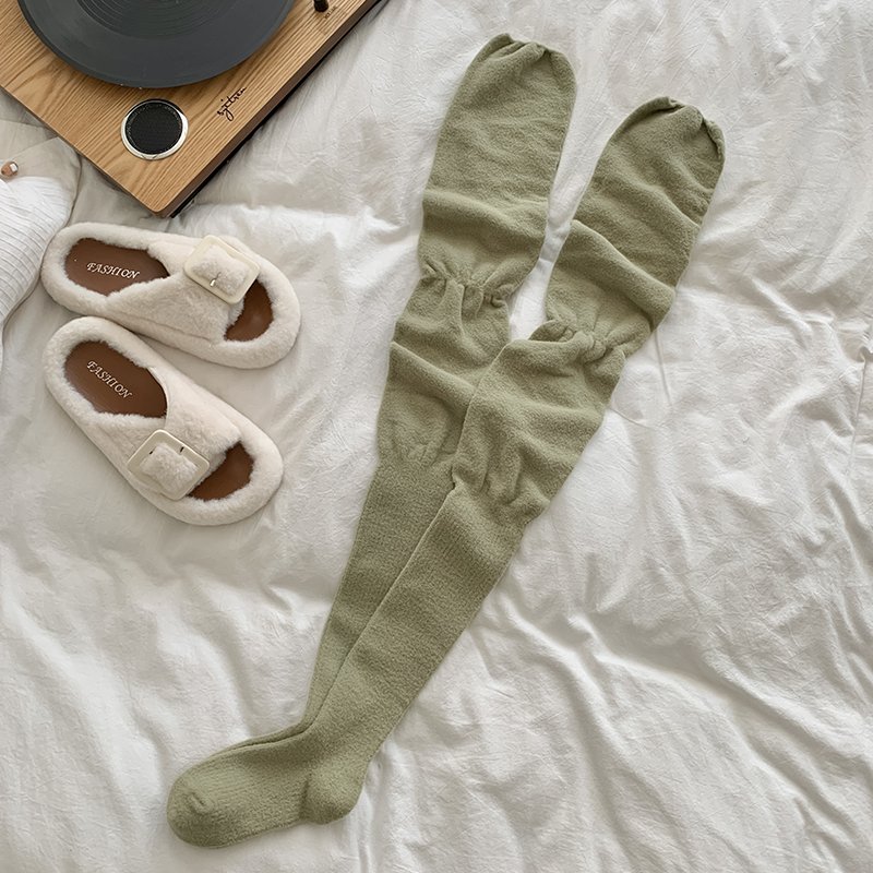 Women's Wool Socks for Autumn Winter Crew Length Sweat-Absorbent Ribbed Texture with Loose Cuff Knitted Techniques