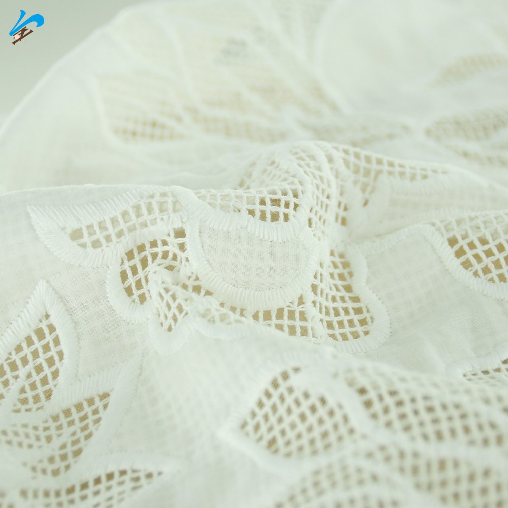 China Textile Factory Hot Sale New Design Cloth Customized 100% Cotton Voile Lace Flower Embroidery Fabric