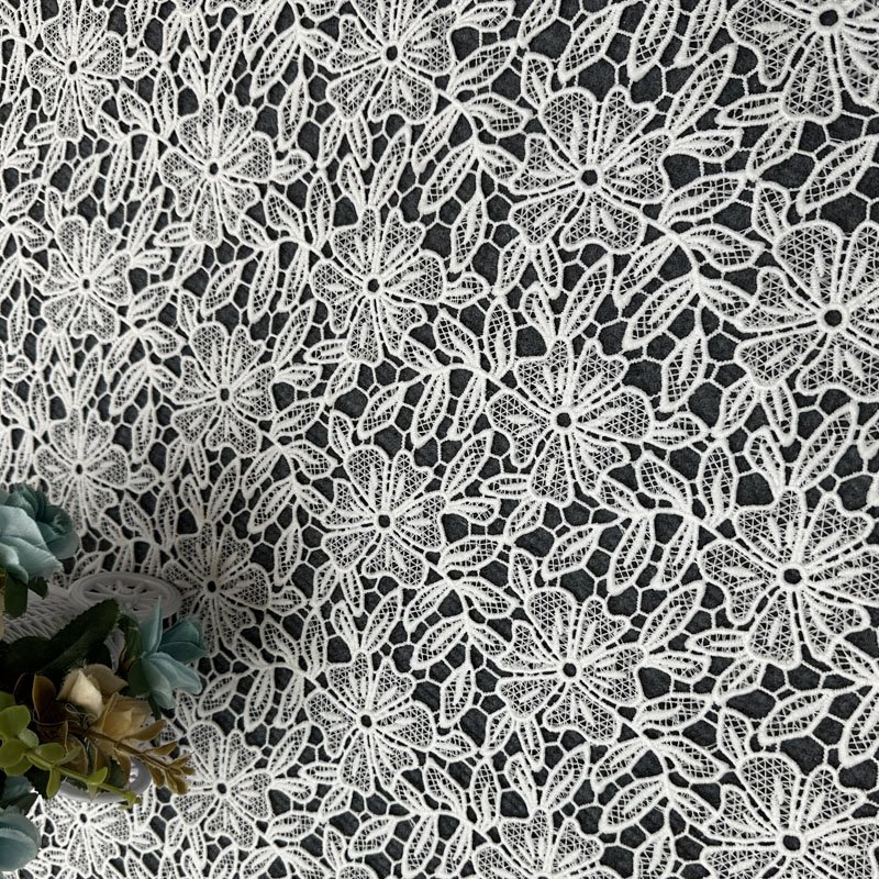2024 New Collection Chemical Lace Fabric Polyester Dryer Lace Fabric for Casual Dress