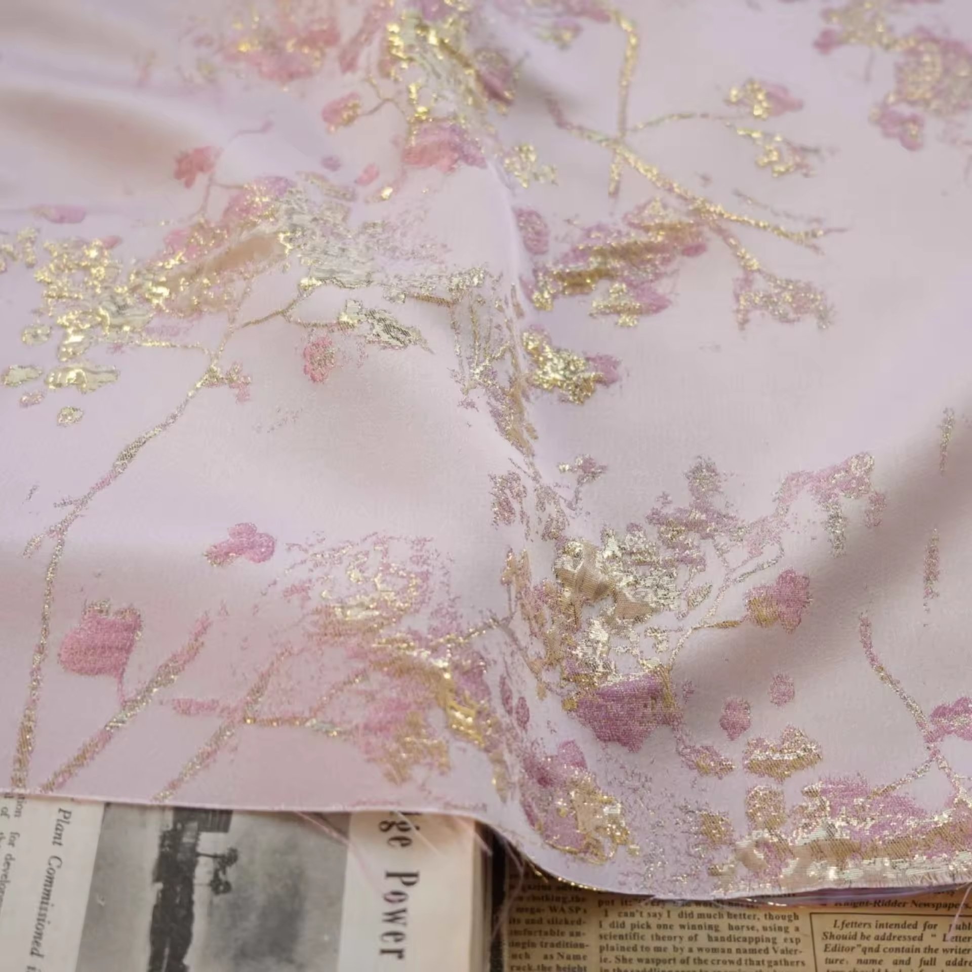 Multi-Color Tulle Brocade Fabric Gold Jacquard Pattern Embroidery Stretch Material for Wedding and Party Dresses