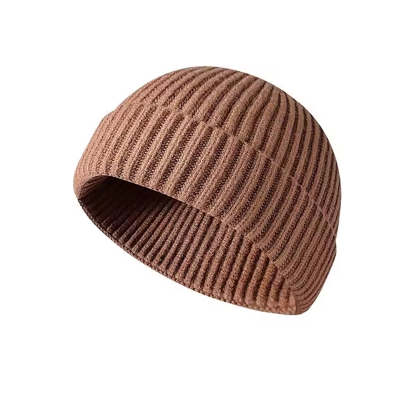 Wholesale windproof Knitted ribbed skull gorras breathable winter warm folded custom beanie logo fur ball caps for women men