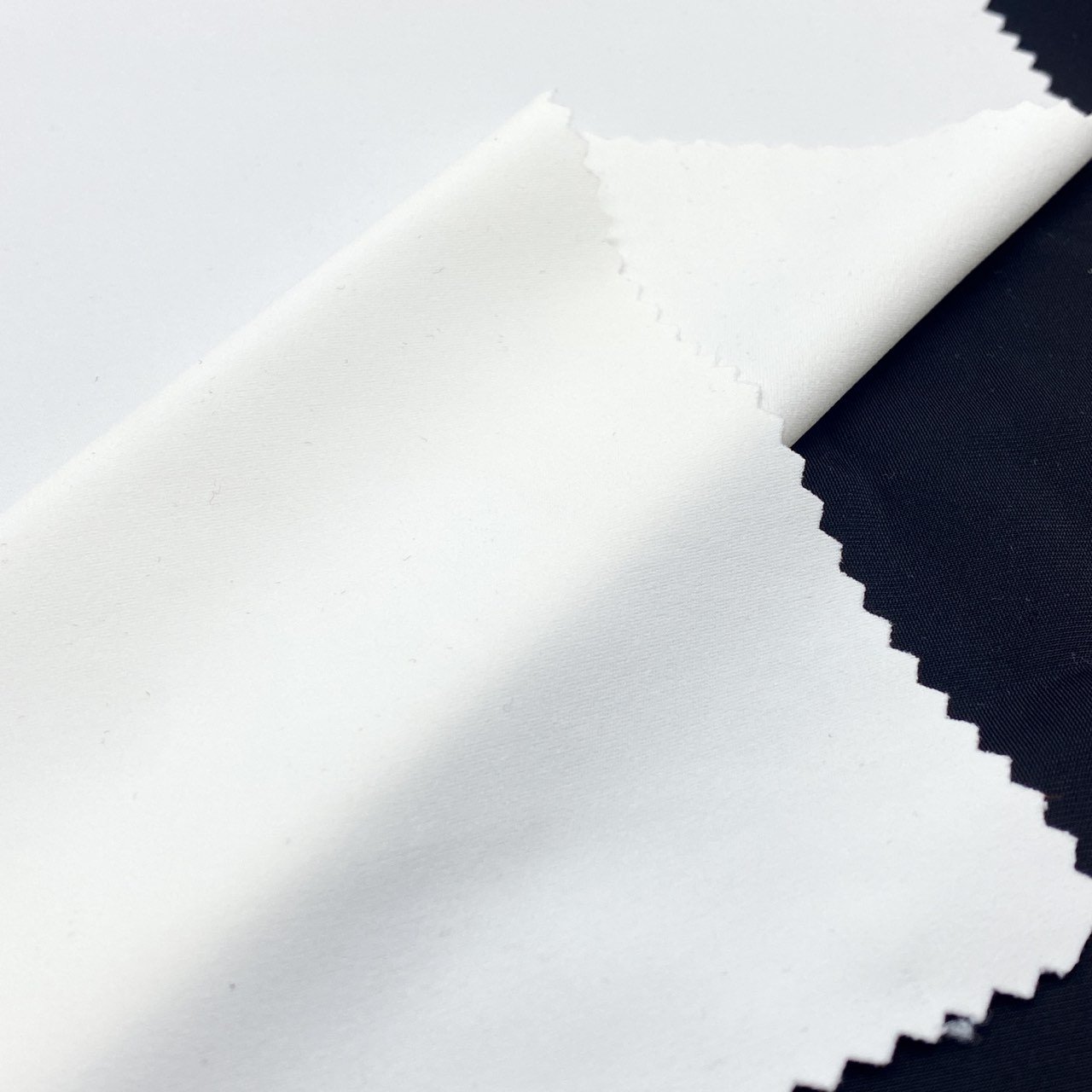 Hi-resilience white nylon biflex spandex fabric recycled stretch fabric for swimwear beachwear bikini yoga fabric