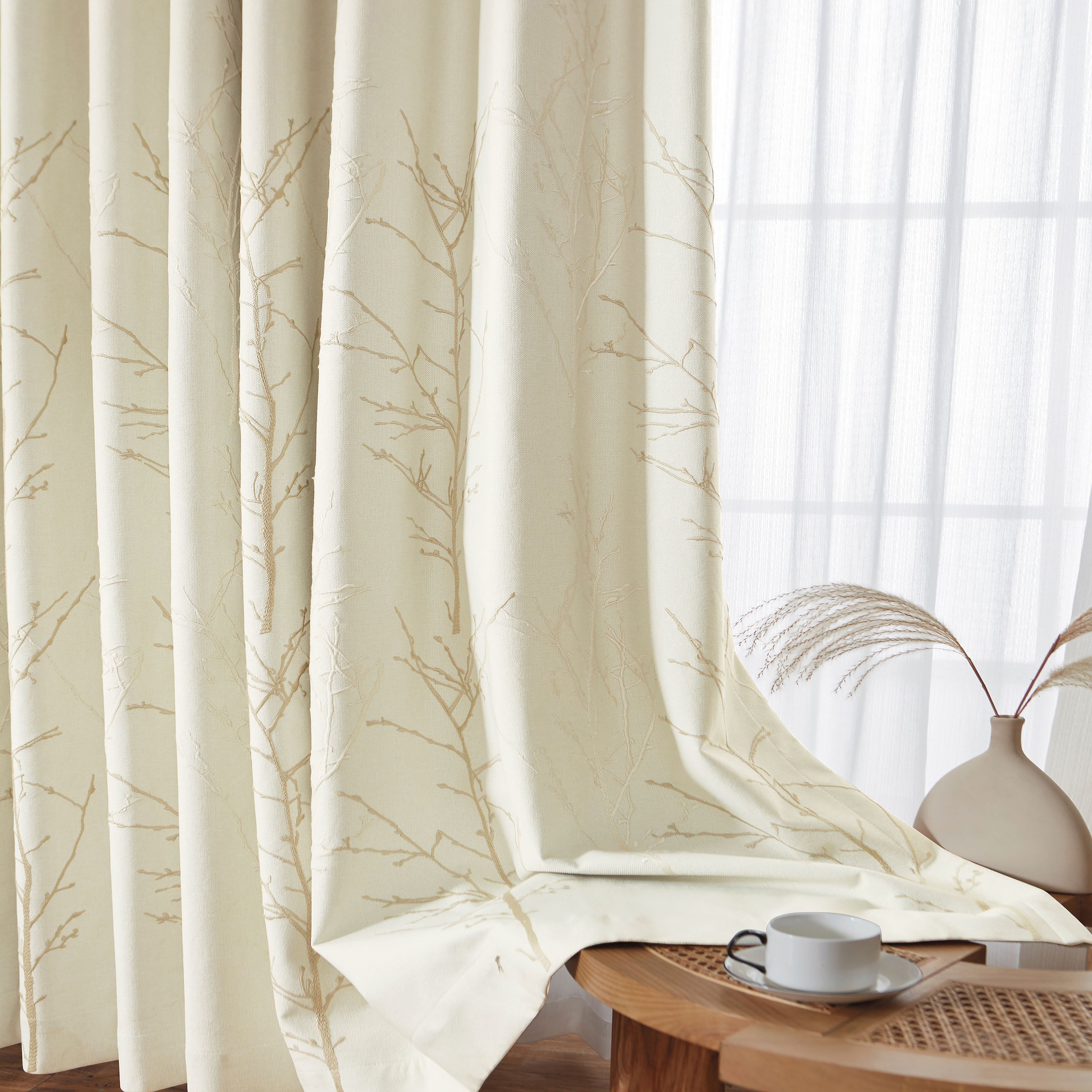 2024 New High-End 3D Embroidery Bedroom Curtains Full Blackout Fresh Fashion Living Room Thickened Sunscreen Woven Pattern Girls