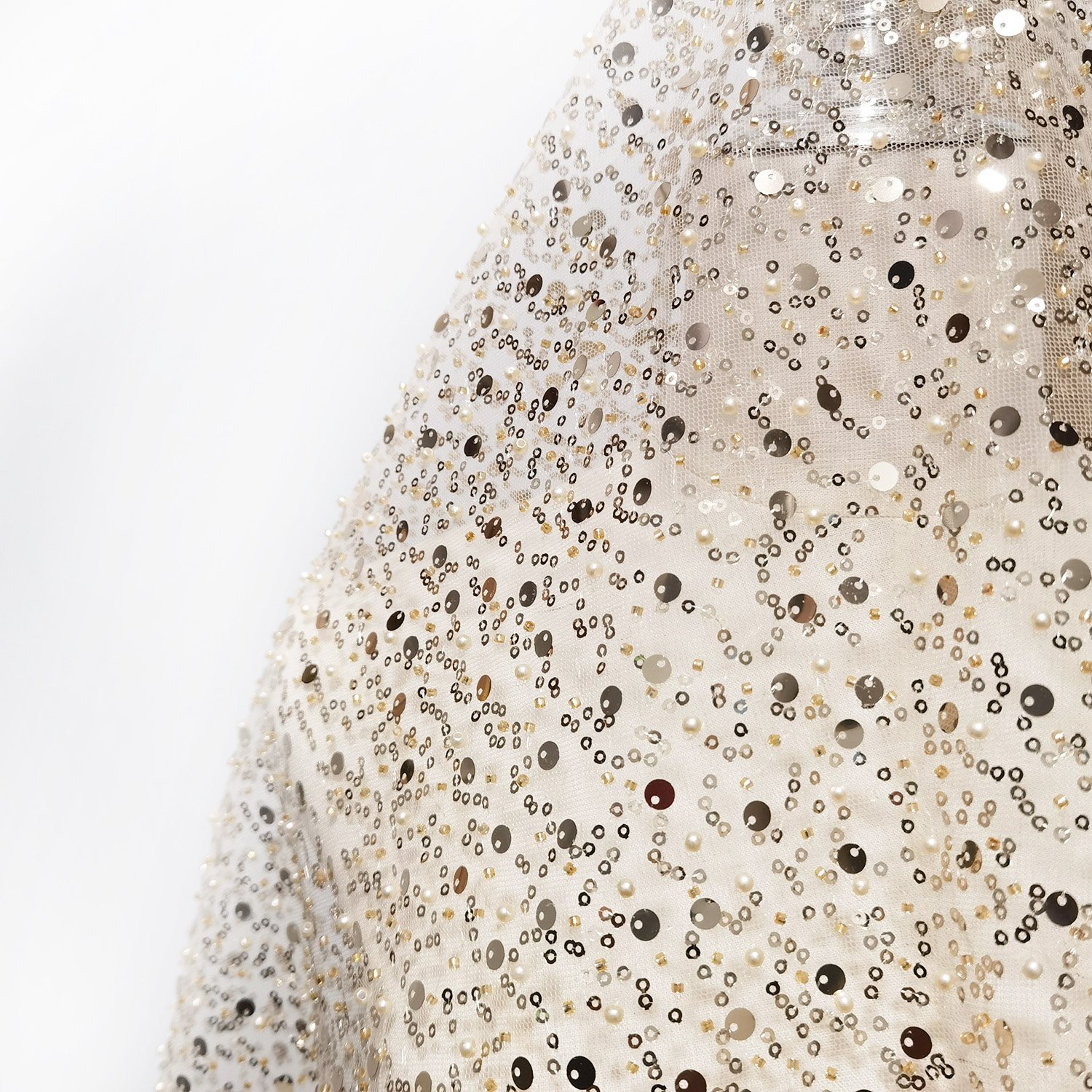 Cheap price Crystal Sequins Bridal Luxury 3d Embroidery Beads Wedding Tulle White Beaded Lace Fabric