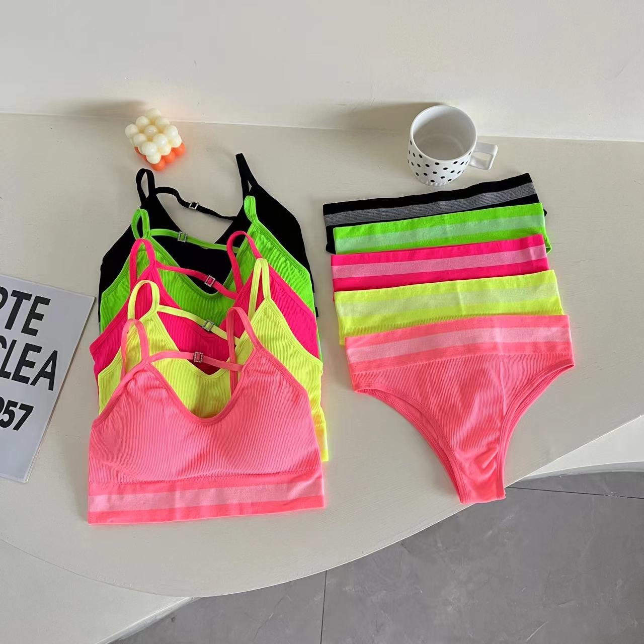 Cropped Women's Solid bra set Tank Top Seamless Streetwear Stretch Rib Knit colorful bra and panty Women