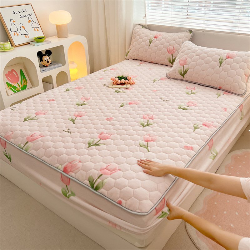 King size bed cover pillow single piece winter mattress protector anti-bacterial fixed all-inclusive factory direct wholesale