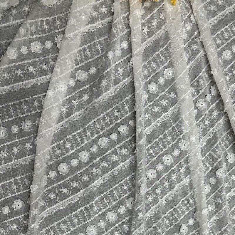 Recycled 3D Cotton Embroidery Lace Fabric Chemical Lace Wedding Fabric For Ladies