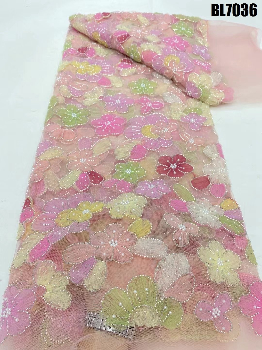 Wholesale price China lace fabric new embroidery fabric beaded lace with sequins french lace fabric Dubai wedding dress