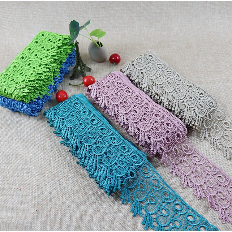 The Manufacturer Wholesales Lace Embroidery Best Price and Lace Cutwork Embroidery Fabric