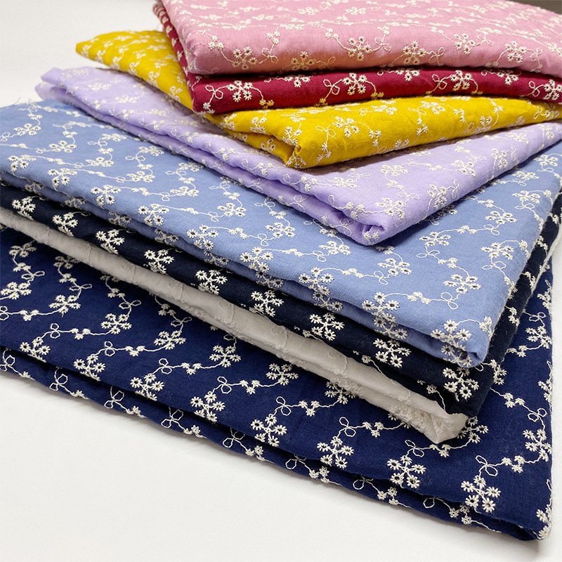 Wholesale Colorful 100% Cotton Fabric Embroidered Cloth Water Soluble Lace Eyelet Cotton Embroidery Fabric