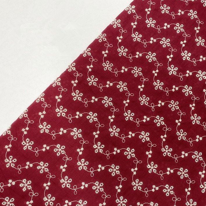 Wholesale Colorful 100% Cotton Fabric Embroidered Cloth Water Soluble Lace Eyelet Cotton Embroidery Fabric