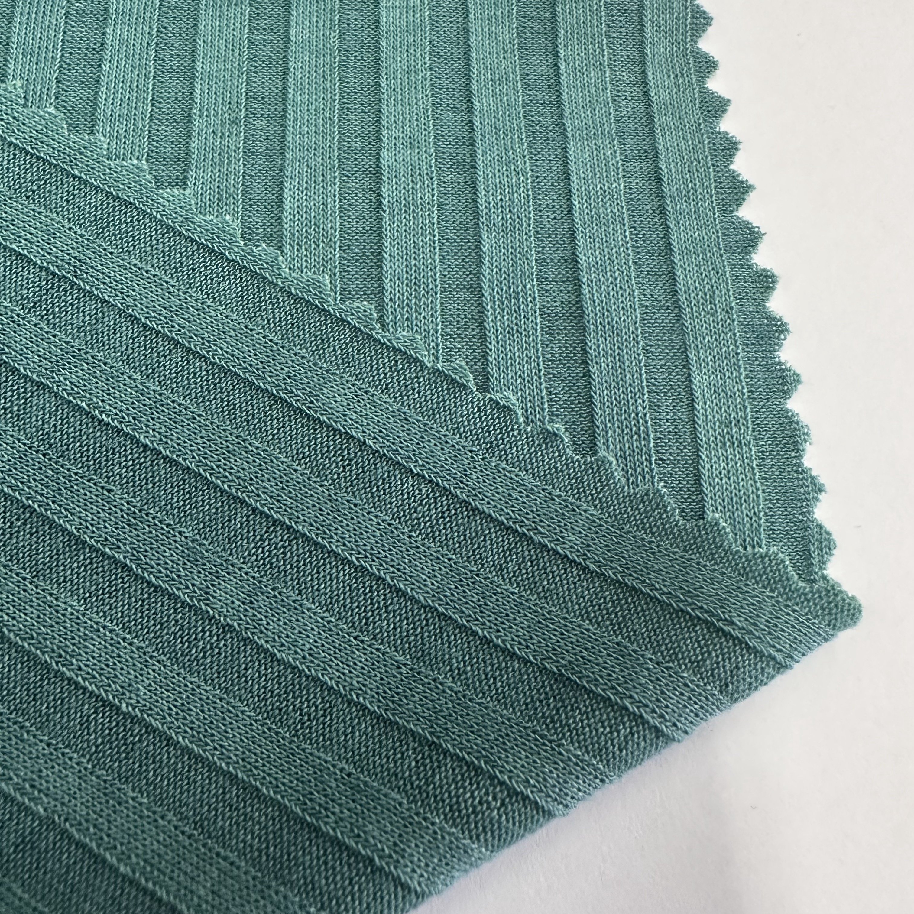 Popular solid colors 94% polyester 6% spandex stretch ribbed fabric 7*2 rib fabric for sweater and clothing