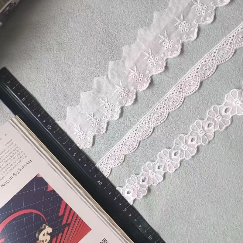 Wholesale Cotton Eyelet Lace Trim retro design feel soft cotton lace Used for home textile evening underwear wedding dress