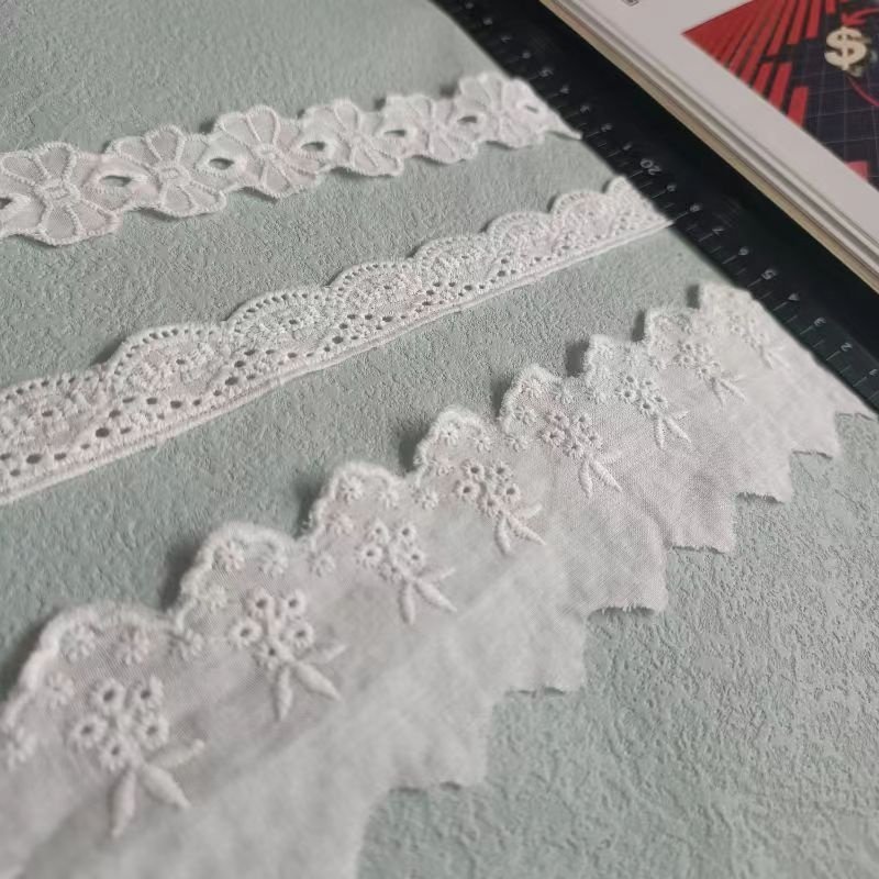 Wholesale Cotton Eyelet Lace Trim retro design feel soft cotton lace Used for home textile evening underwear wedding dress