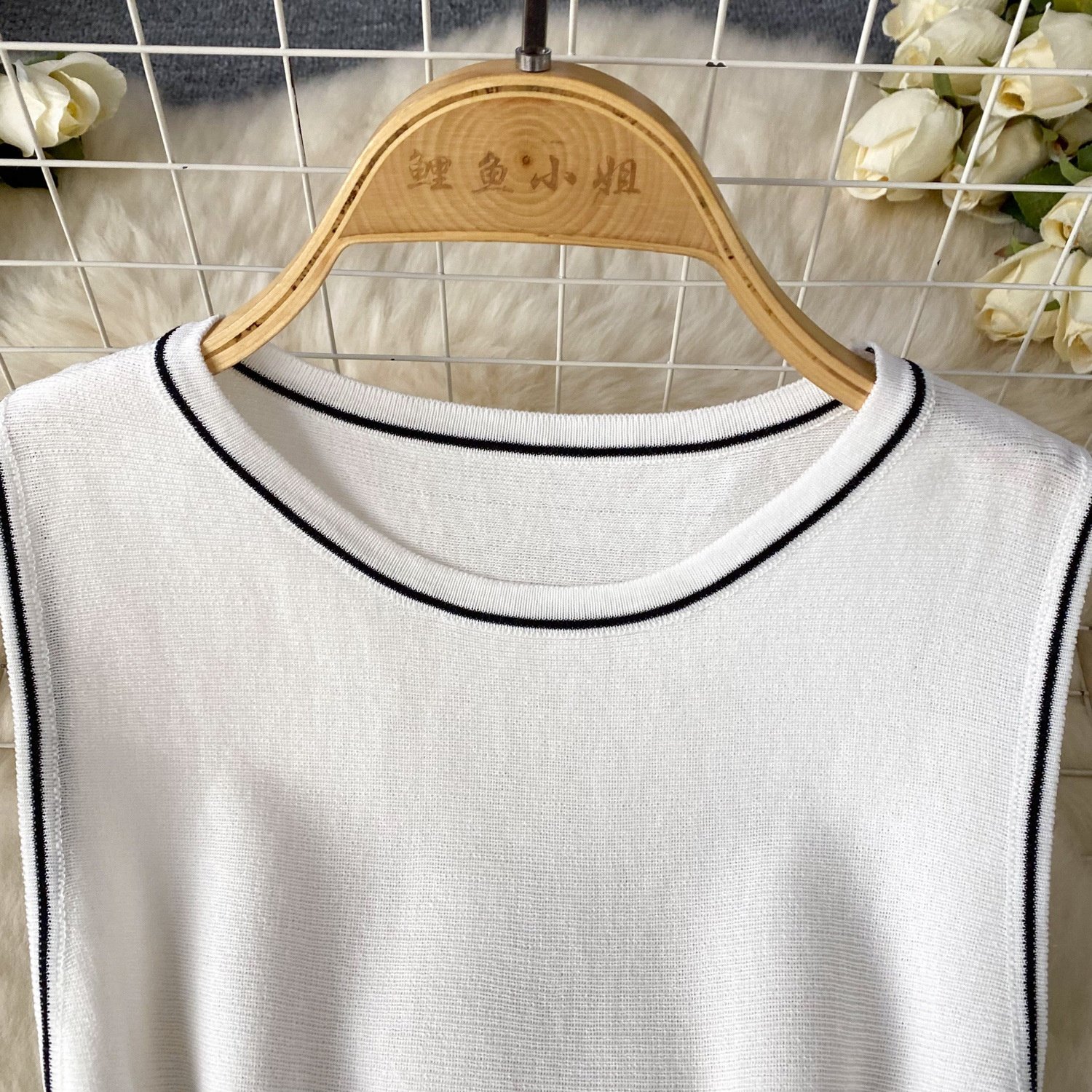 2024 Newest Summer O-Neck Tunic Knit Midi Dress For Women Sleeveless Empire Fringe Lace Striped Knit Dress Black White