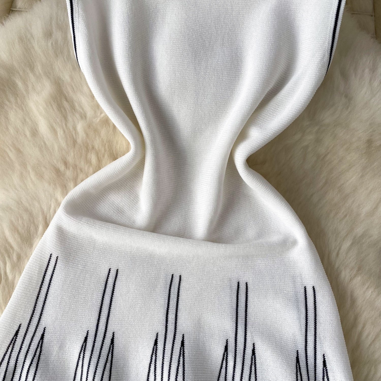 2024 Newest Summer O-Neck Tunic Knit Midi Dress For Women Sleeveless Empire Fringe Lace Striped Knit Dress Black White
