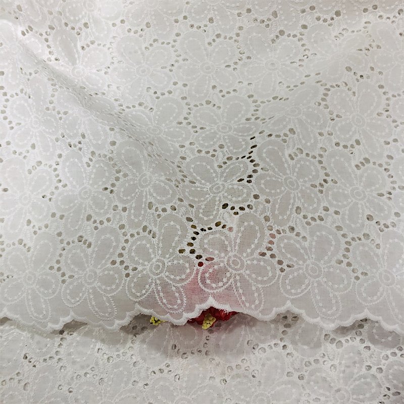 China Fabric Supplier Floral Embroidery Lace Fabric White Eyelet Embroidery Cotton Fabric For Women Dress