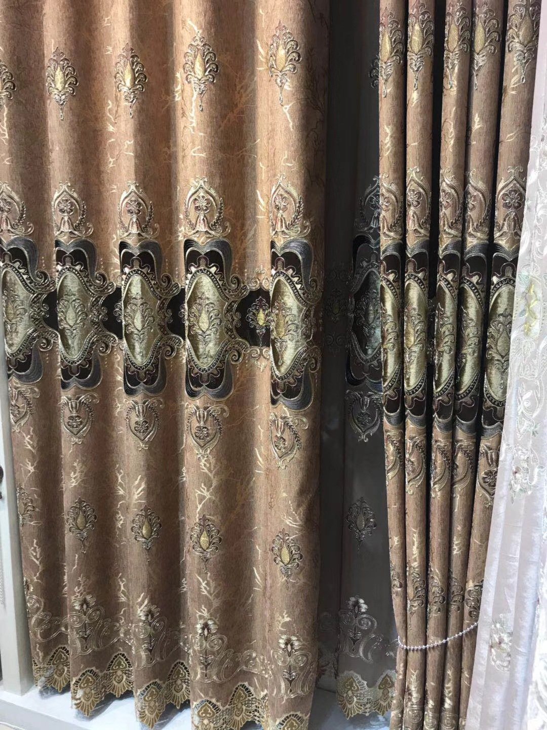 High Quality Curtain Blackout Fabric Living Room Embroidery Curtain Fabric Luxury