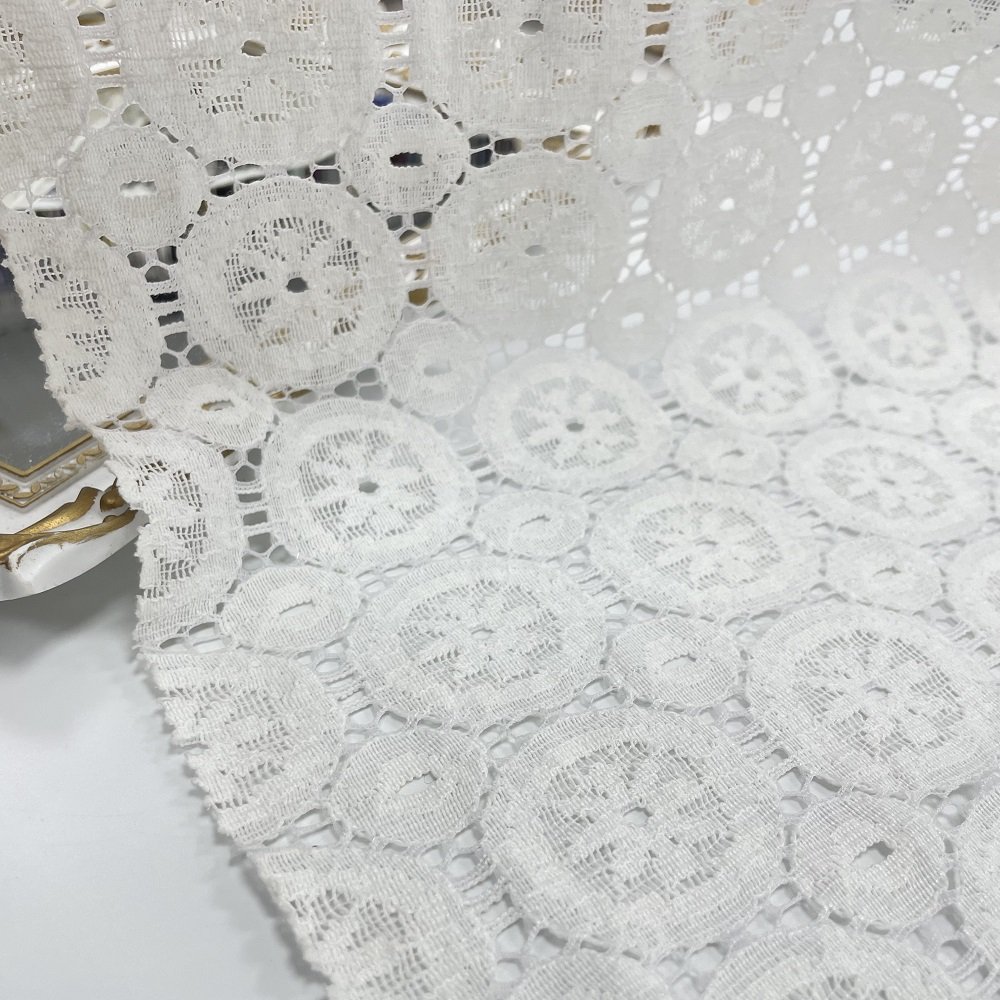 High Quality Shrink-resistant African Cotton Swiss Dry Lace Pure White Soft Textiles Fabric For Wedding Dress