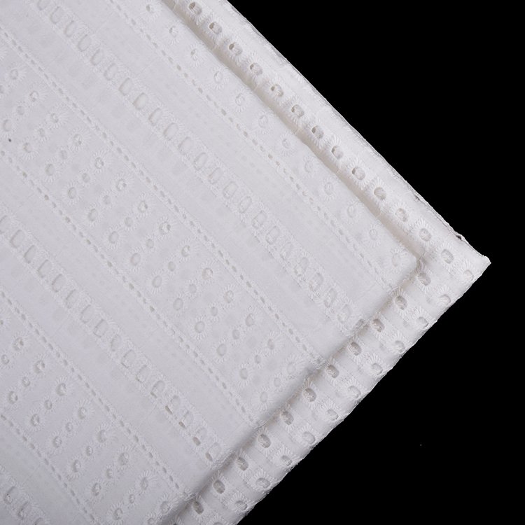 Custom Design Wholesale Lightweight Breathable Solid White 100gsm 100% Cotton Woven Embroidery Fabrics for Girl Dress