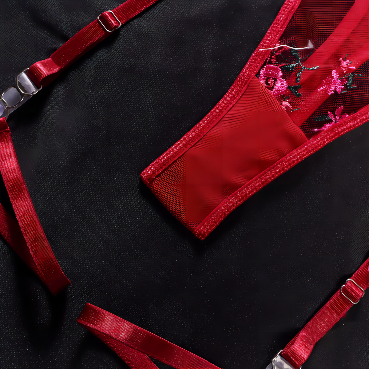 New Arrival Women Sexy Embroidery Set Lady Sexy Wine Lace Seductive Teddy Lingerie Three Piece Sets Valentine's Day Underwear