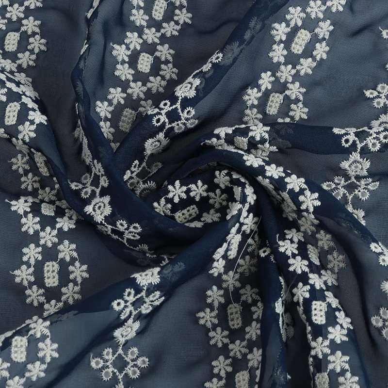 Customized 100% Cotton Eco-friendly Eyelet Guipure Lace Fabric Soft Cotton Embroidery Fabric Cut Pieces for Baby Kids Clothes