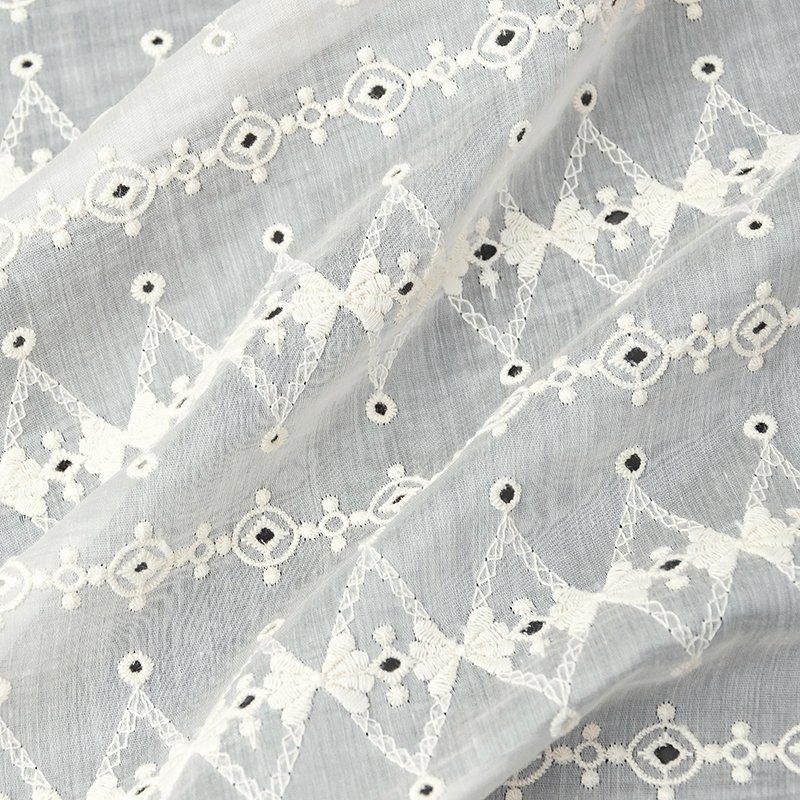 New Design Fabric Polyester Silk Embroidery Fabrics Womens Embroidered Dress
