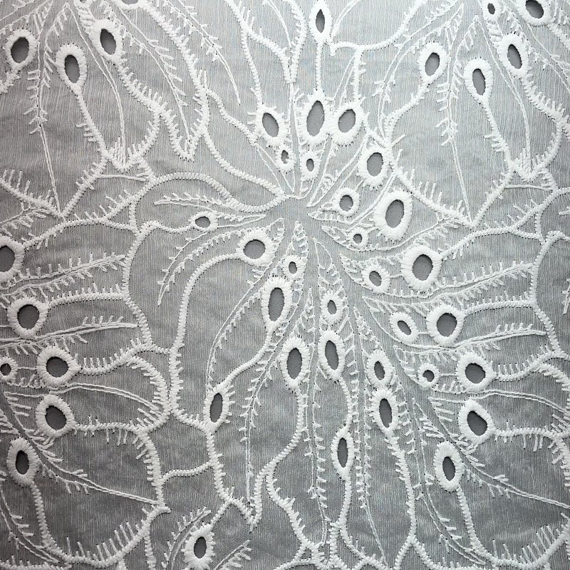 Custom Latest Design Lace Embroidery Fabric for Dress and Garment