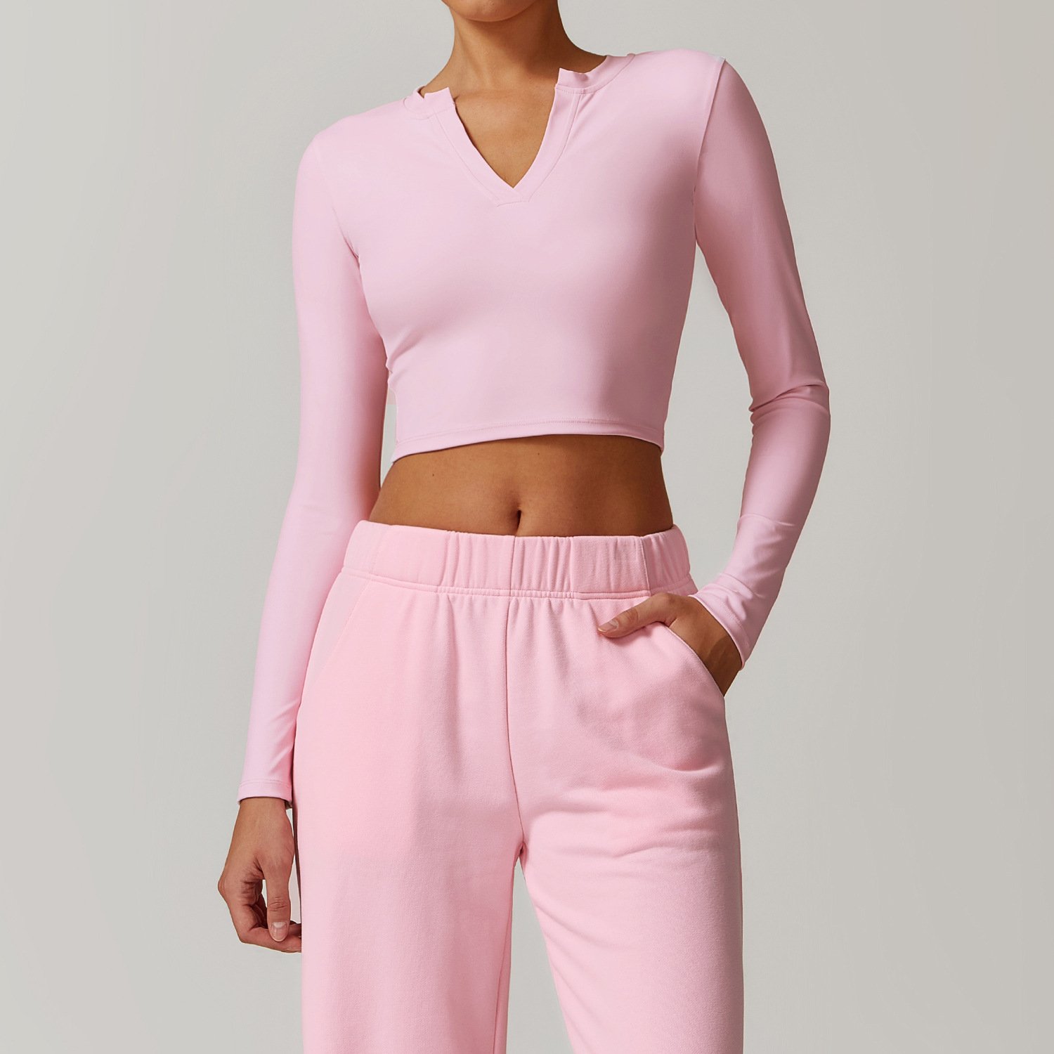 New Comfortable And Breathable Fashion Neckline With Chest Pads Rib Fit Yoga Suit Long Sleeve Women's Fitness Top
