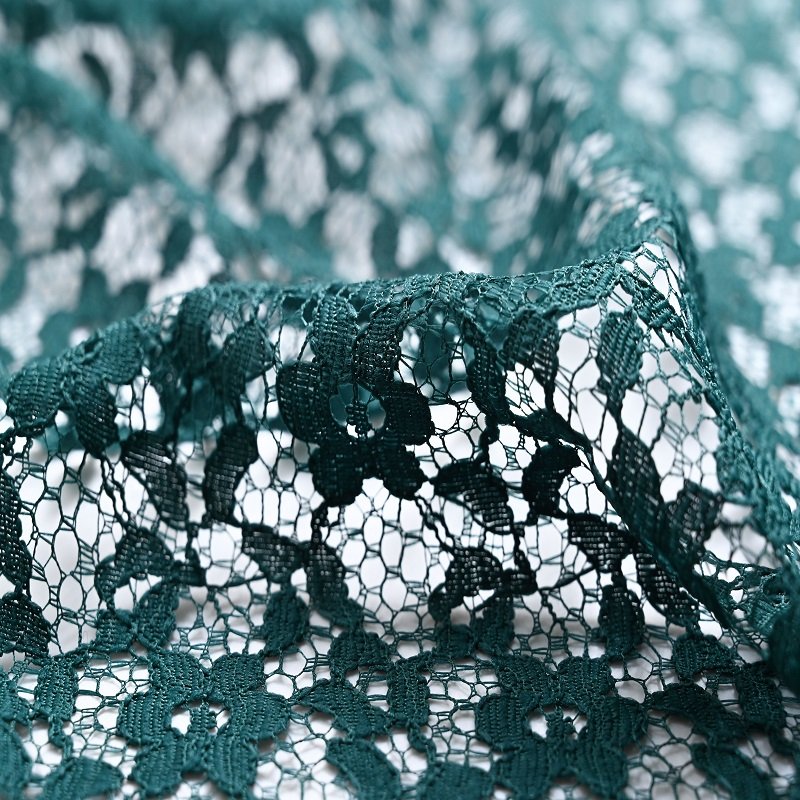 New Style Lower Price White Fashion Polyester Floral lace Fabric For Clothing
