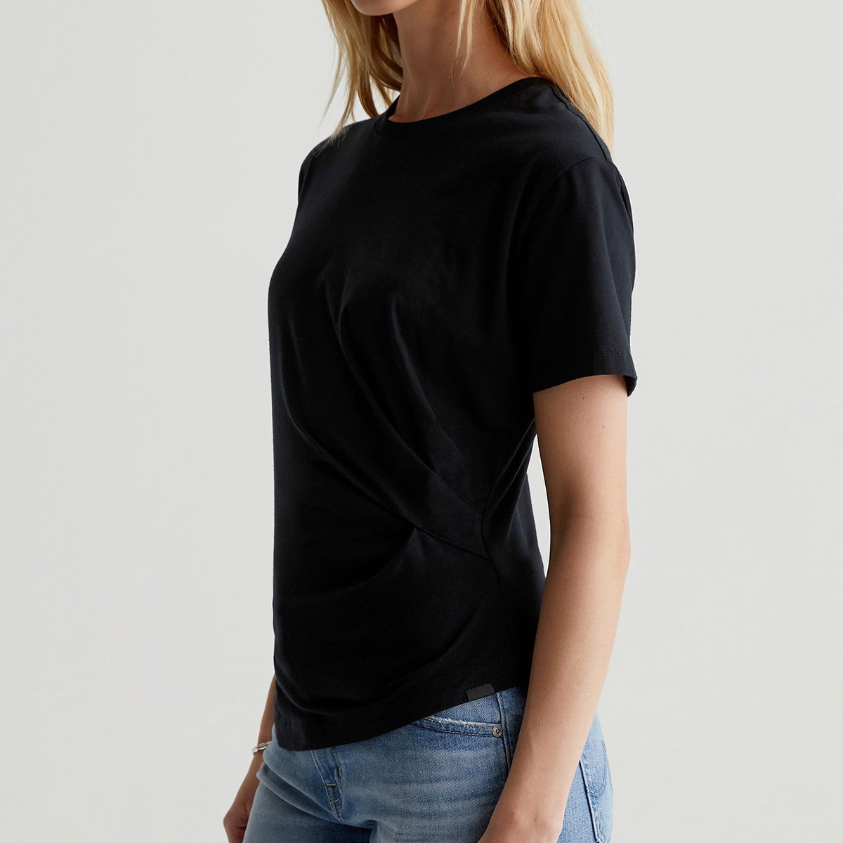 OEM/ODM Custom Black Women's Asymmetrical Draped Crewneck Tee - Stretch-Blend Jersey, Side Pleats, Uneven Hem