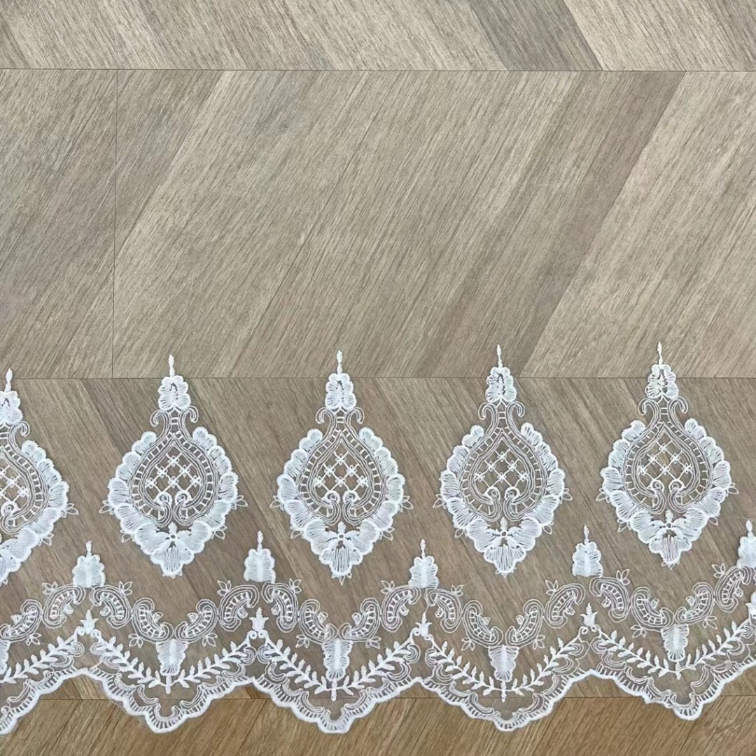 K1027 Water Soluble Milk Screen Yarn Embroidery Fabric Floral Pattern Lace Wedding Dresses Clothing Yard Manufacturer Wholesale