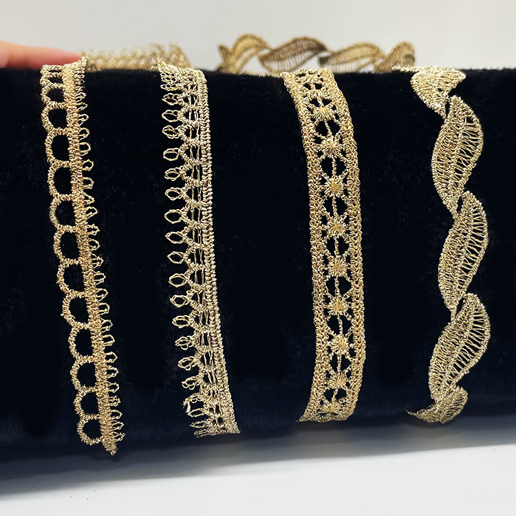 High Quality Hot Flower Lace Trim Wholesale solubility Water Soluble Delicate polyester solubility Fabric Gold Beautiful lace