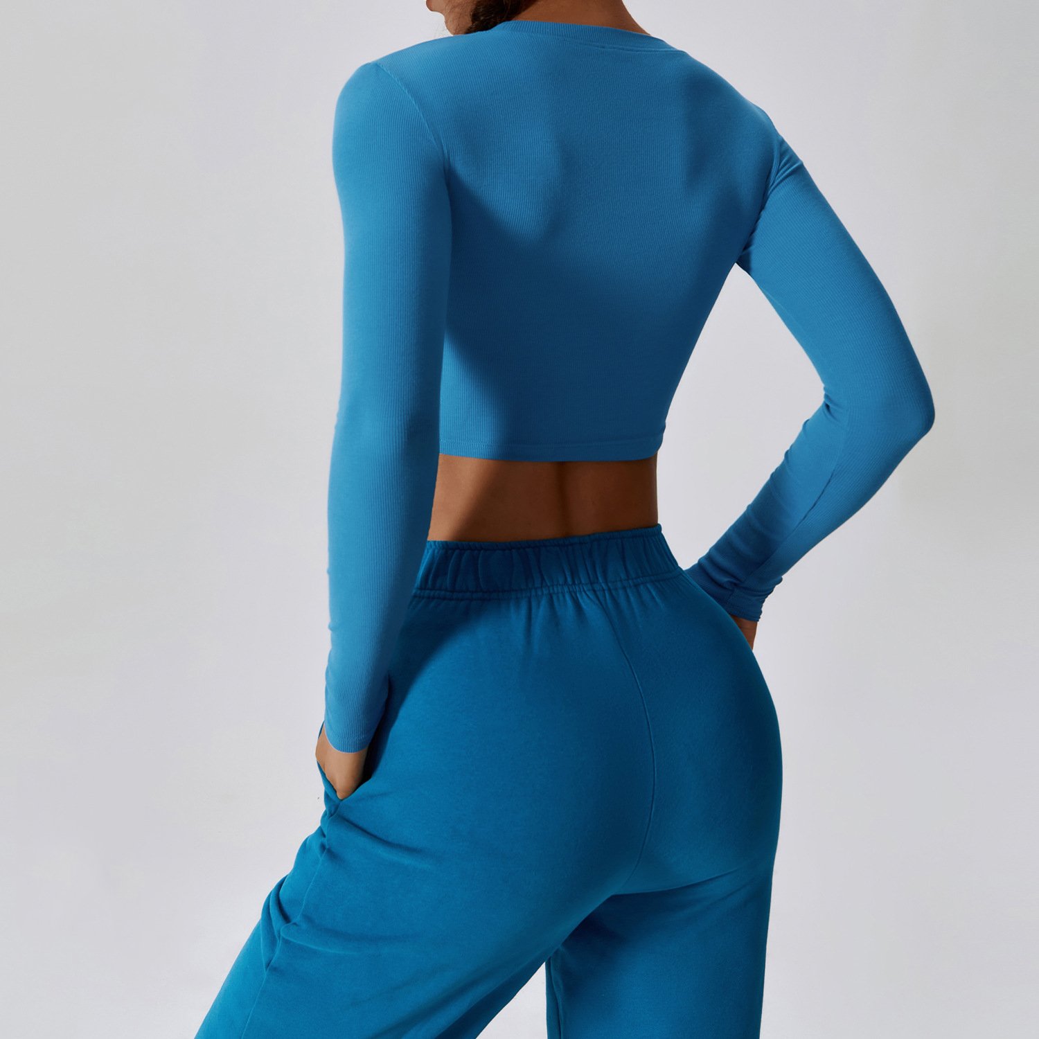 Wholesale Lightweight Casual Long Sleeve Round Neck Ribbed Women's Fitted Seamless Tight Crop Tops T Shirt For Women